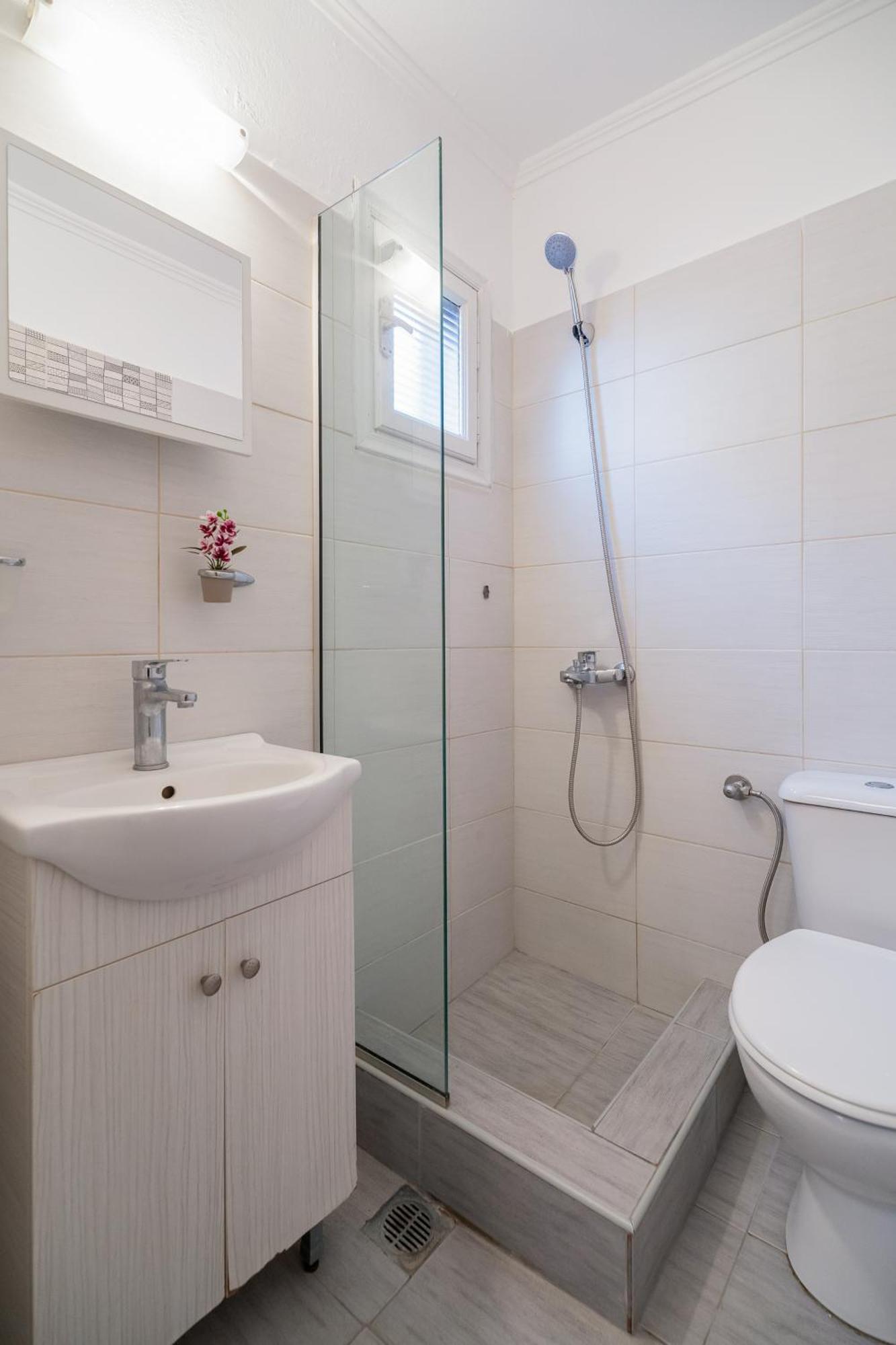 Stefanias Apartment Неос-Мармарас Экстерьер фото