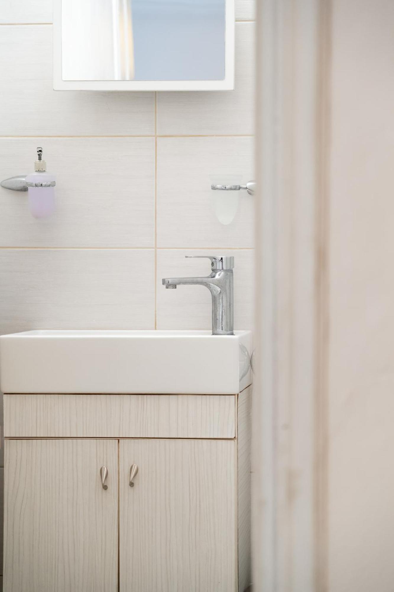 Stefanias Apartment Неос-Мармарас Экстерьер фото